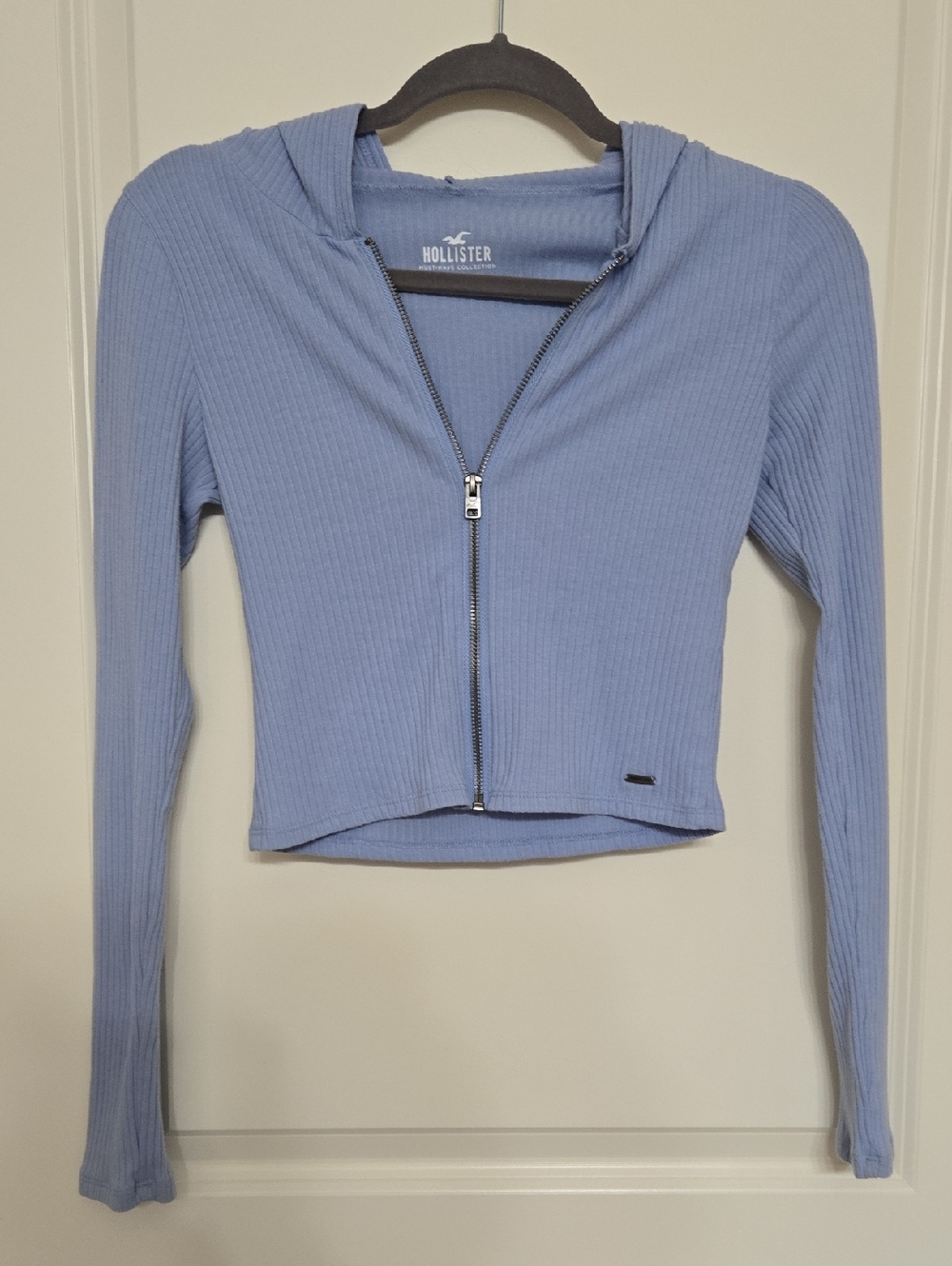 Hollister Ribbed Cropped Zip Hoodie in Periwinkle